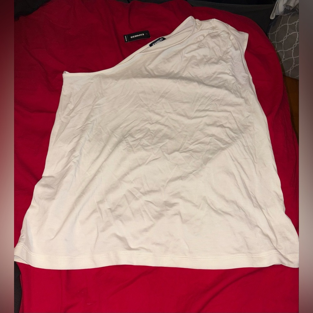 Express Cream Off-Shoulder Top